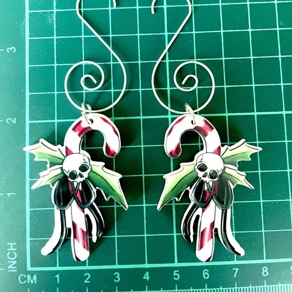 Skull Candy Cane Christmas Tree Ornament, Goth Xmas, NWT - Picture 3 of 5